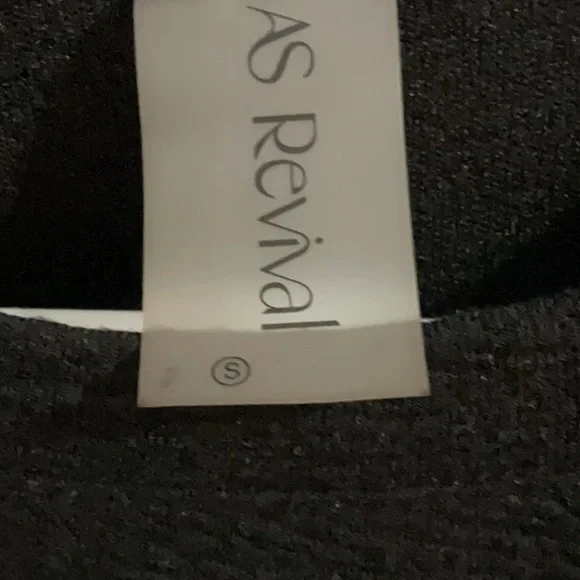 AS Revival black long sleeve cropped sweatshirt - Picture 3 of 7